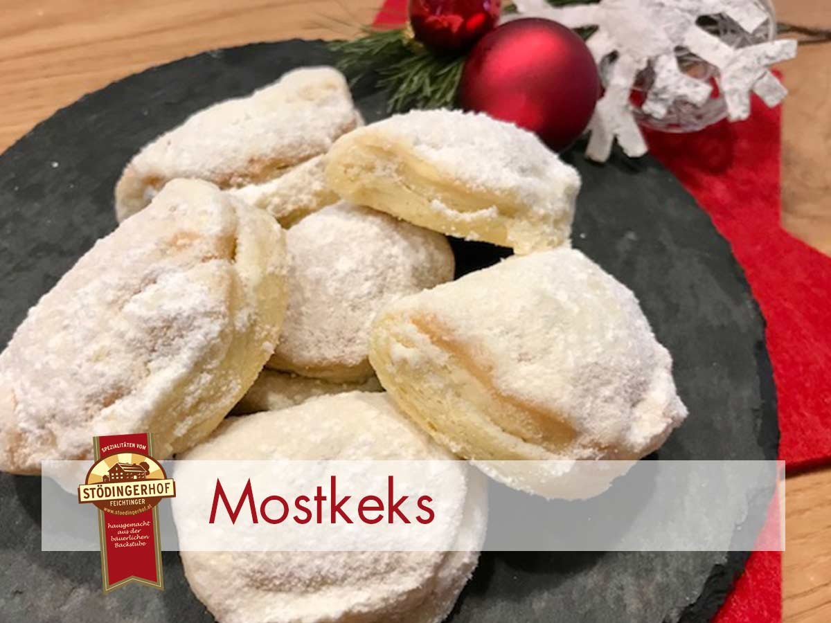 Mostkekse mit Staubzucker